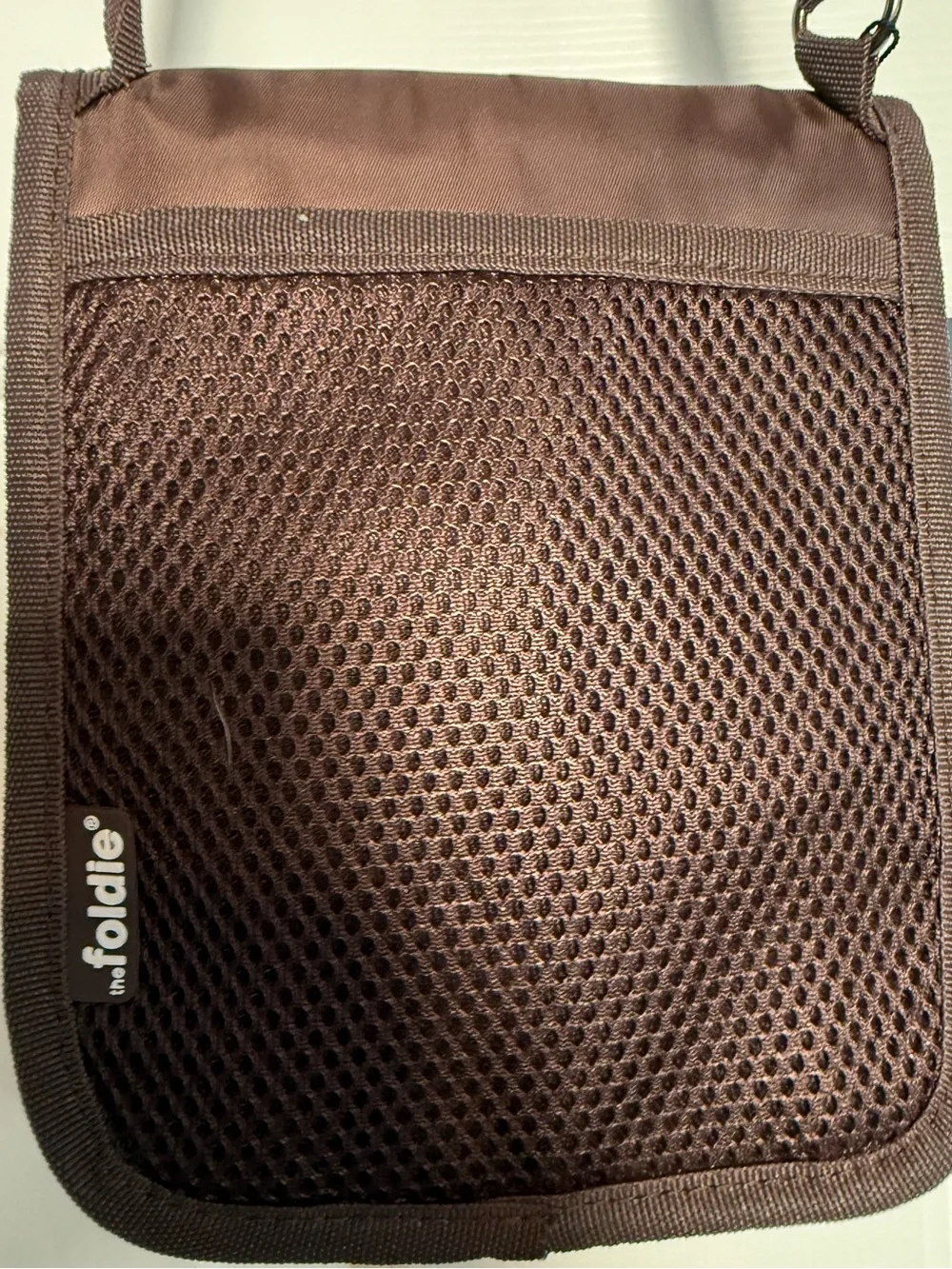 FOLDIE TRAVEL DOCUMENT HOLDER BROWN